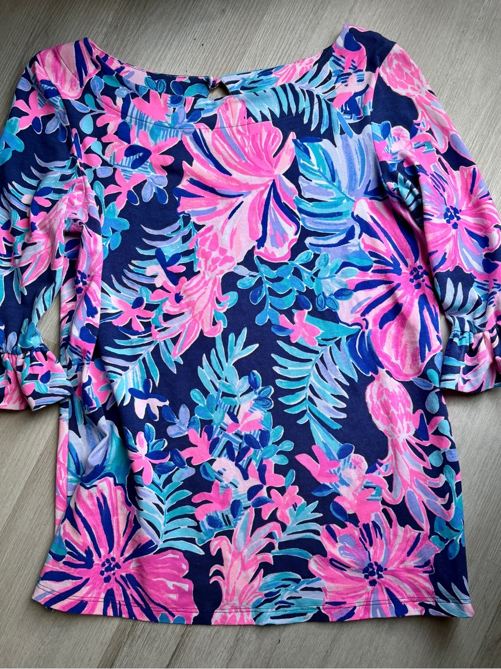 Lilly Pulitzer Pink Blue Teal Floral Top knit with bell sleeves
